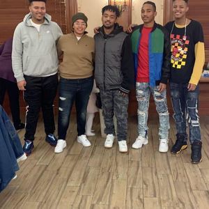 Meet your Posher, Leonard